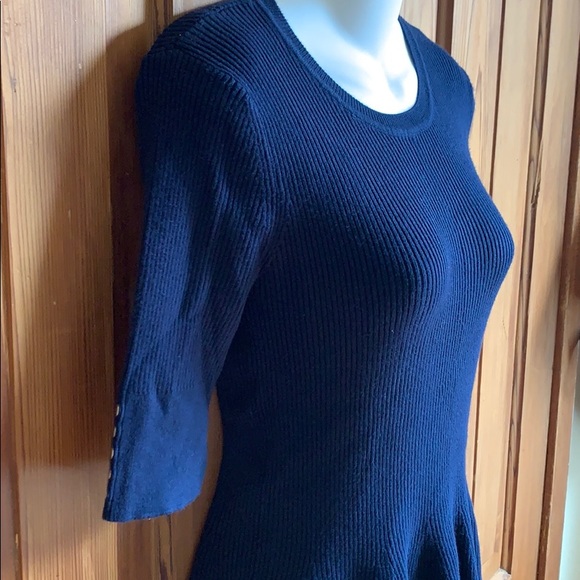 Carmen Marc Valvo Navy Blue Peplum Top - Picture 4 of 10